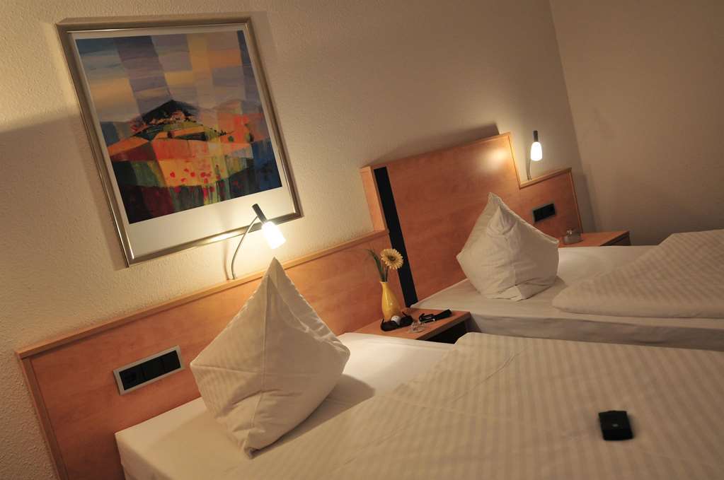 Akzent Hotel Stadt Schluechtern ***S Экстерьер фото