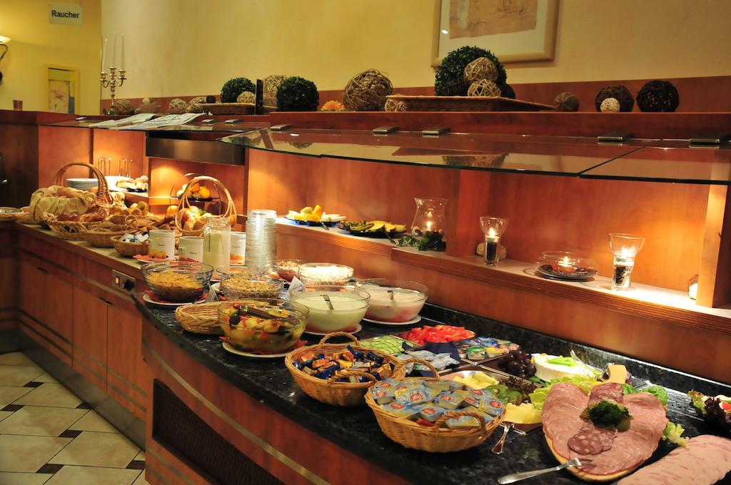 Akzent Hotel Stadt Schluechtern ***S Экстерьер фото